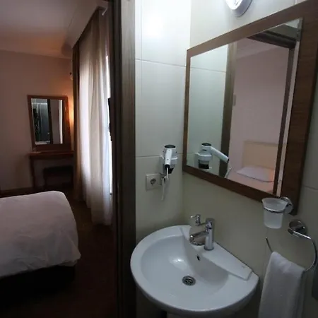 Hotel Antana *